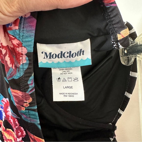 ModCloth Black and White Striped and Floral Print One Piece Bathing Suit Size L - Picture 6 of 6